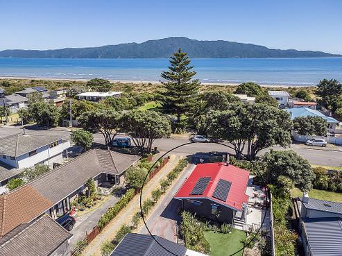140 Manly Street, Paraparaumu Beach