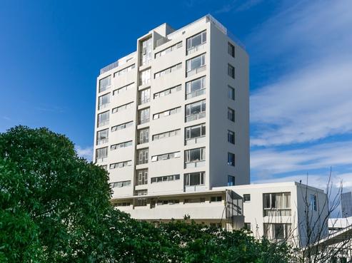 24/125 Grant Road, Thorndon
