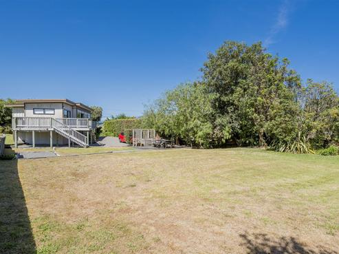 668 Waikawa Beach Road, Waikawa Beach