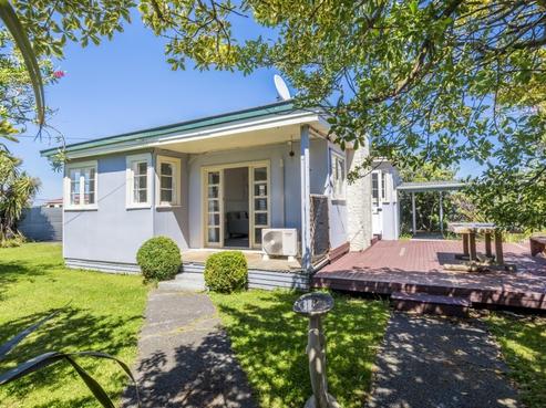 2 Chaffey Street, Foxton Beach