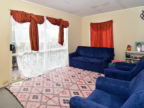 2/136 Shifnal Drive, Randwick Park