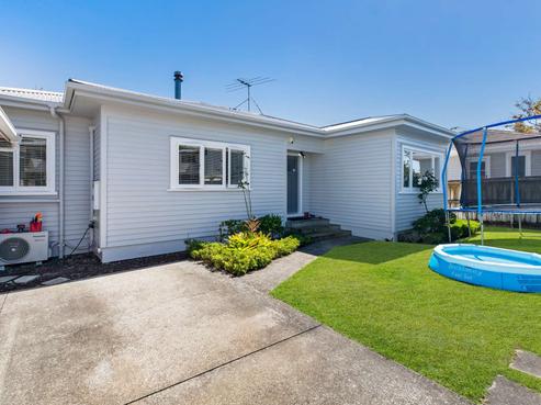 1A Sherwood Avenue, Te Atatu South