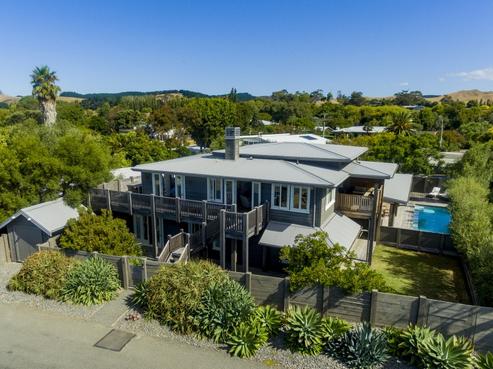 313 Clifton Road, Te Awanga
