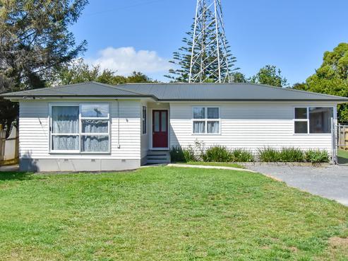 38 Clayton Avenue, Otara