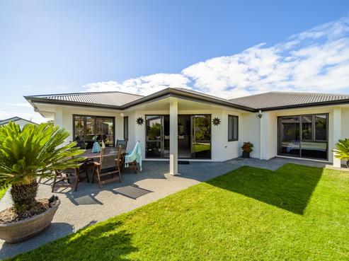 17 Pania Place, Poraiti