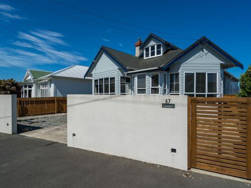 67 Hargest Crescent, Saint Kilda