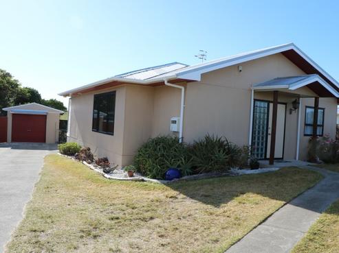14 Andresen Street, Foxton Beach