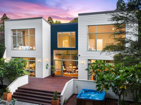 109 Daffodil Street, Titirangi
