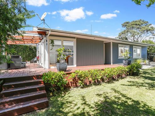 15 Kaurilands Road, Titirangi