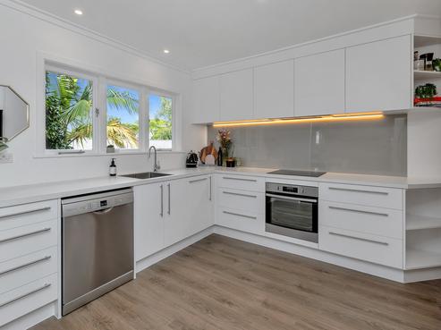 8 Gillingham Road, Kamo