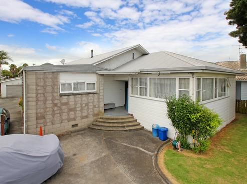 243 Preston Road, Otara