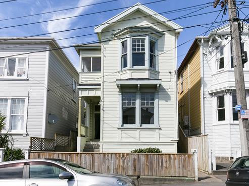 17 Colombo Street, Newtown