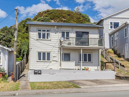 208 Rongotai Road, Rongotai