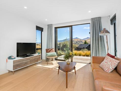 12 Mckenzies Shute, Jacks Point