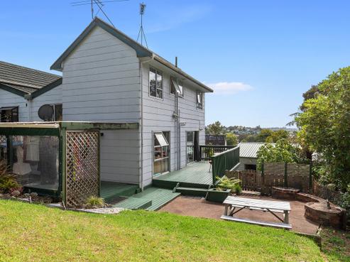 2/8 Glenvale Place, Totara Vale
