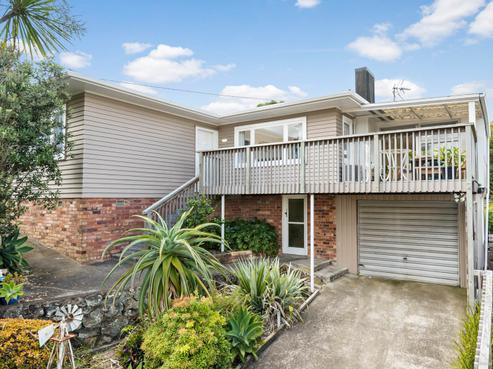 7 Winifred Avenue, Bayview