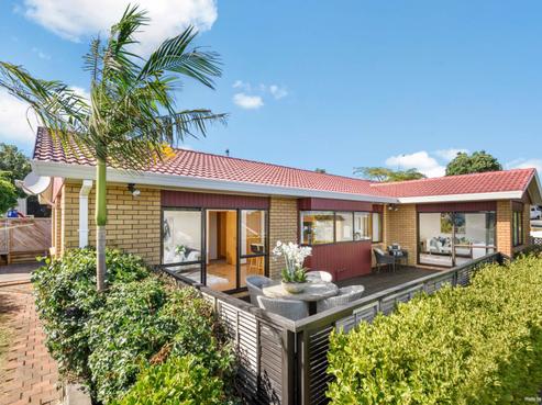 13 Orangewood Drive, Northpark