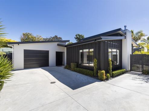 18A Thomson Street, West End