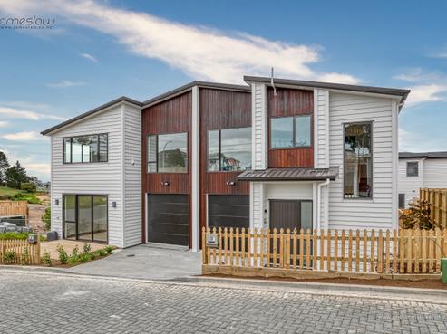 2B Merv Clarke Lane, Massey
