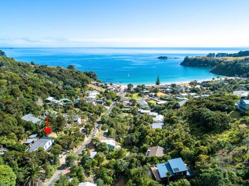 33 Miro Road, Palm Beach