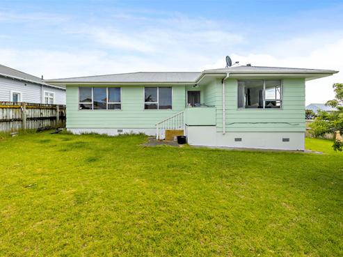 38 Burundi Avenue, Clendon Park