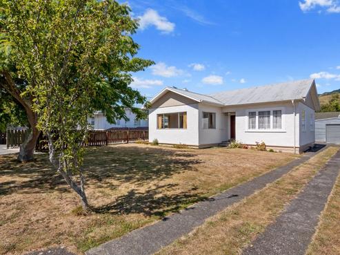 19 Willow Avenue, Stoke