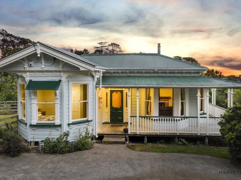 227 Forest Hill Road, Waiatarua