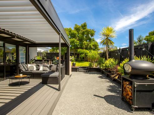 16 Kiwi Road, Point Chevalier