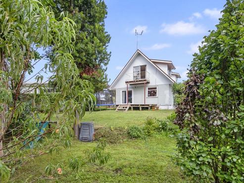 54 Pulham Crescent, Queenwood
