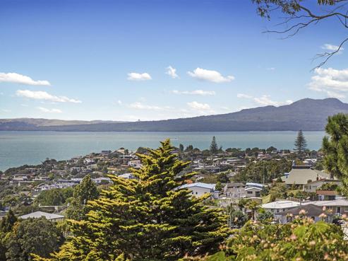 120 Sunrise Avenue, Mairangi Bay