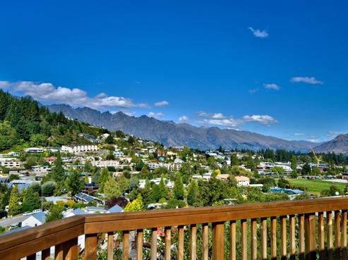 5A Reavers Lane, Queenstown Central