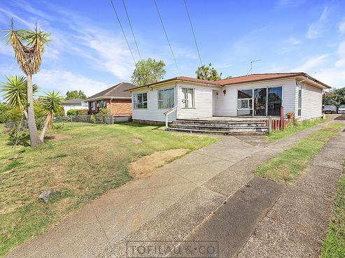 42 Hallberry Road, Mangere East