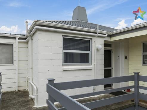 5/154 Whites Line East, Waiwhetu
