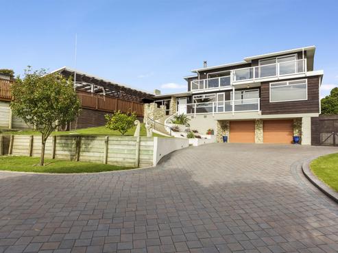 66 Tasman Road, Otaki Beach