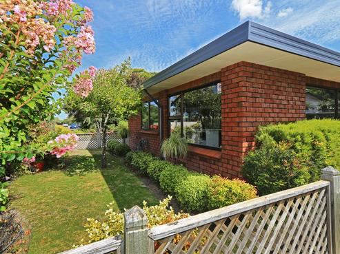 1/100 Avondale Road, Taradale