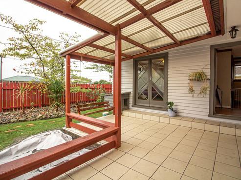18 Bentham Street, Westport