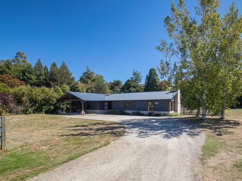 228 Stone Street, Wanaka
