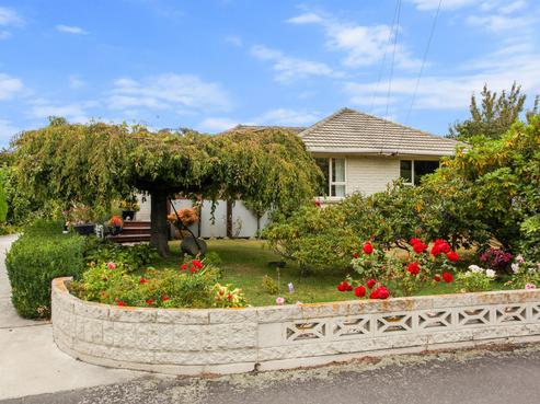 10 Charlcott Street, Burnside