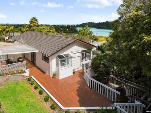1 Standish Place, Bayview