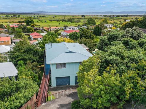 103 Marie Place, Thames
