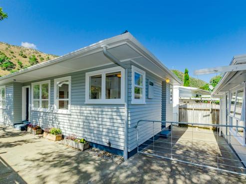67A Tilley Road, Paekakariki