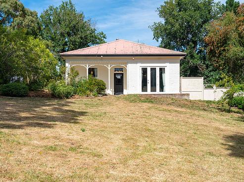 36 Parsonage Road, Lawrence