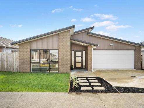 21 Koroheke Road, Takanini