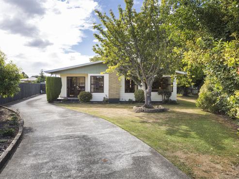 12 Freyberg Street, Feilding