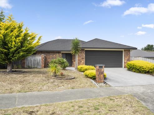 15 Leanne Way, Waikanae Beach