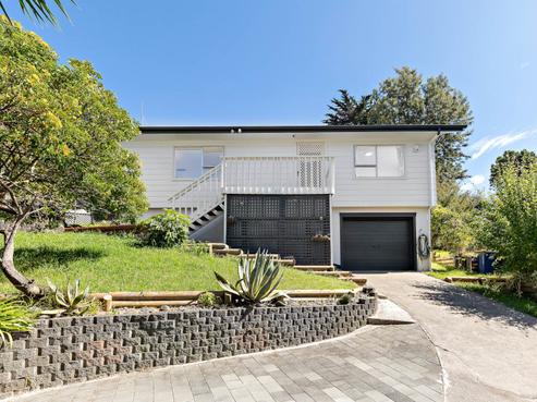 7 Malibu Grove, Bayview