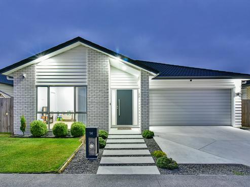 14 Black Beech Crescent, Takanini