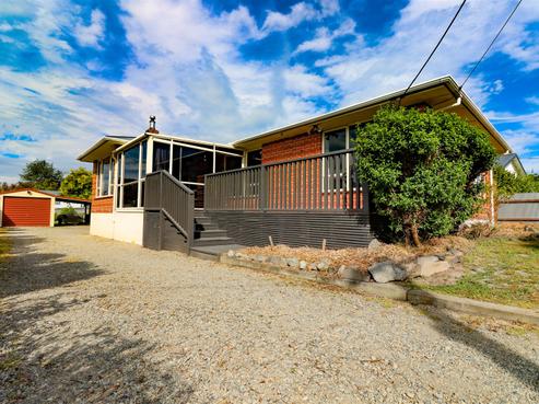 14 Goulds Road, Marchwiel