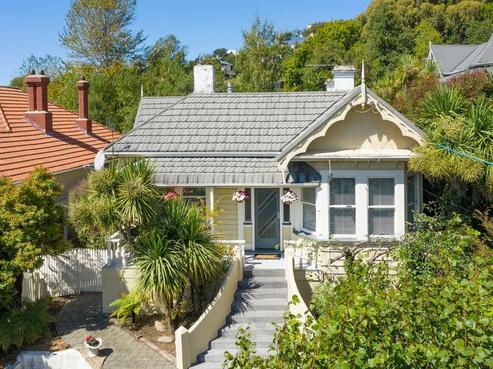 52 Hazel Avenue, Caversham