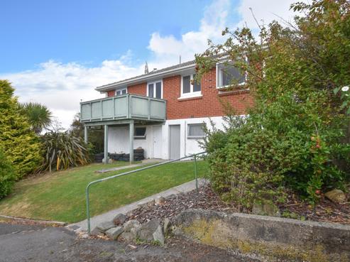 32B Havelock Street, Mornington